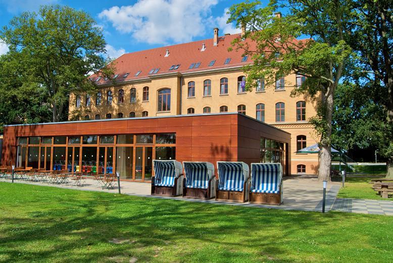 Younior-Hotel Stralsund Kültér fotó